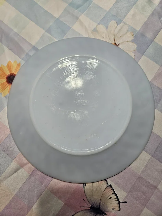 Anchor Hocking Bowl W/Gold Trim & Plate - Picture 4 of 7